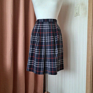 버버리 네이비체크 플리츠 스커트치마
