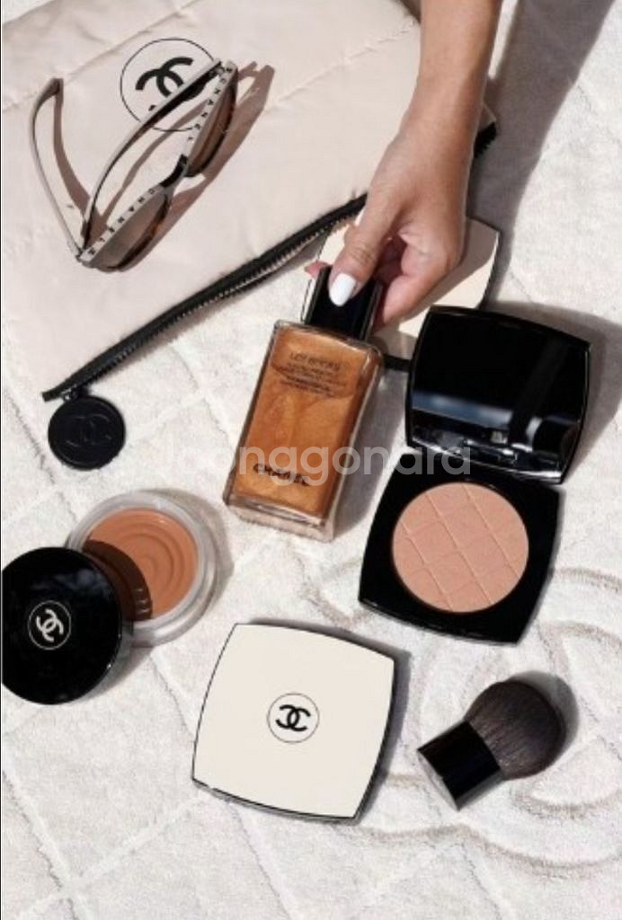 샤넬 패딩파우치--1