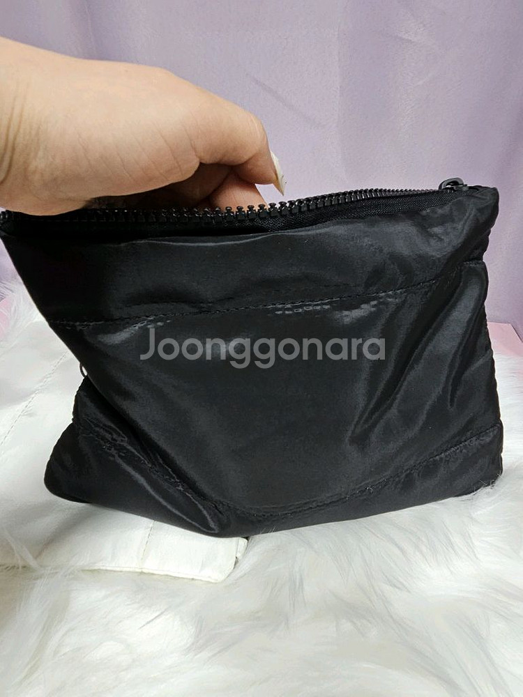 샤넬 패딩파우치--8