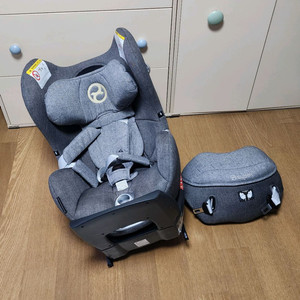 (빠른처분위해 단돈 만원에 팝니다ㅜㅠ ) 싸이벡스 제로나 카시트 : 맨하탄 그레이