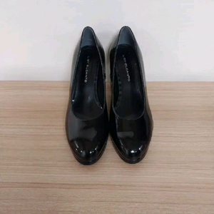 여성 엘칸토 에나멜 8cm힐구두 (245)