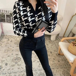 체크 니트 크롭티