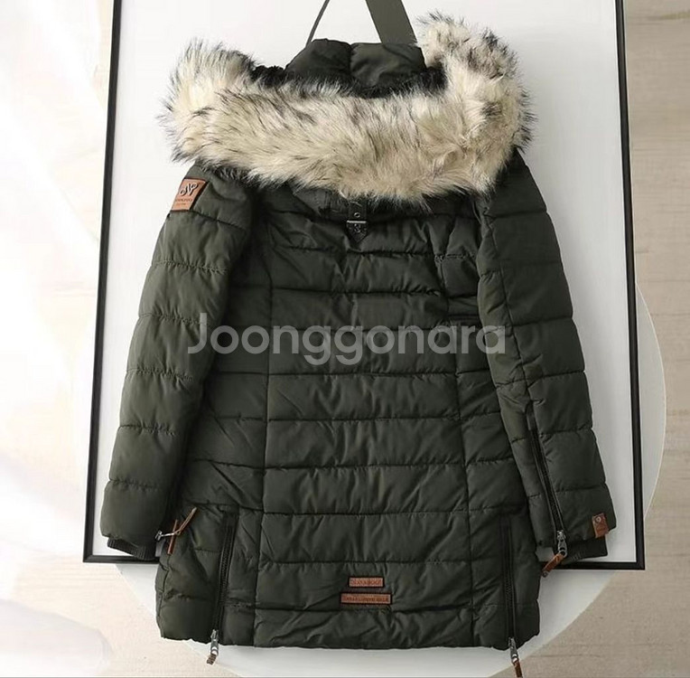 유럽매장 하이 퀄리티 여성 패딩점퍼(택달린 새상품)--2