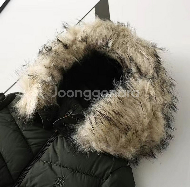 유럽매장 하이 퀄리티 여성 패딩점퍼(택달린 새상품)--4