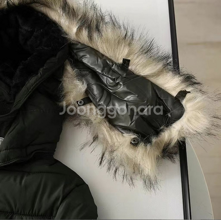 유럽매장 하이 퀄리티 여성 패딩점퍼(택달린 새상품)--6