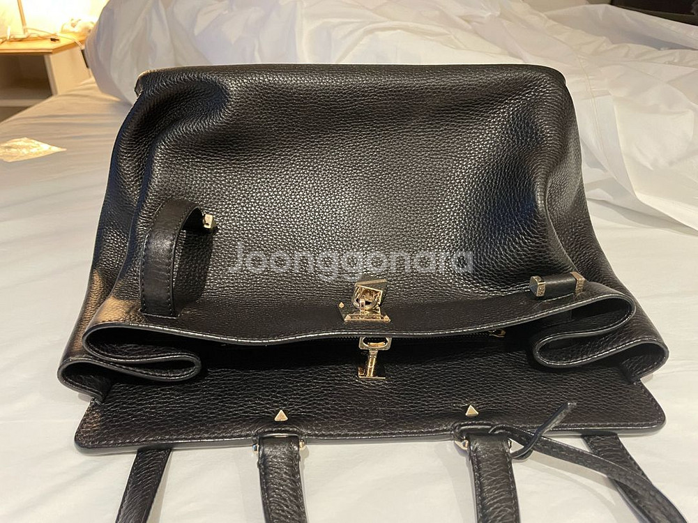 발렌티노 조이락 숄더백 블랙 라지 (밥누나 손예진 가방--8