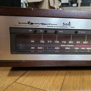 럭스만 50A ACCULOCK AM/FM 튜너