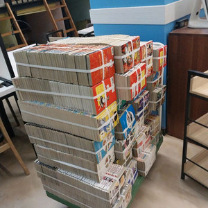 납품용 코믹순정 책꽂이