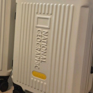 28인치캐리어 확장형 새상품 아이보리