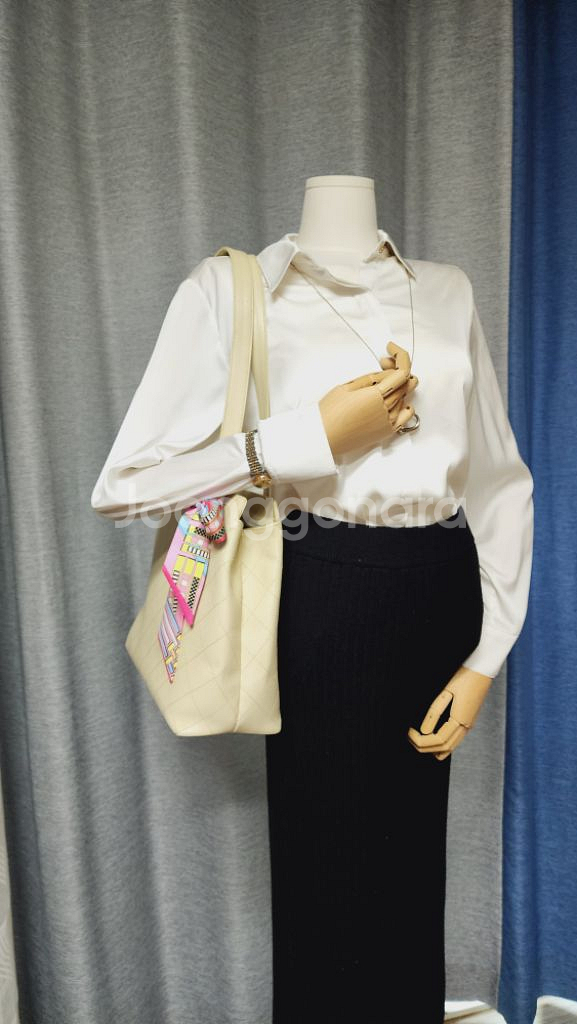 샤넬백 정품 시리얼번호 있음--1