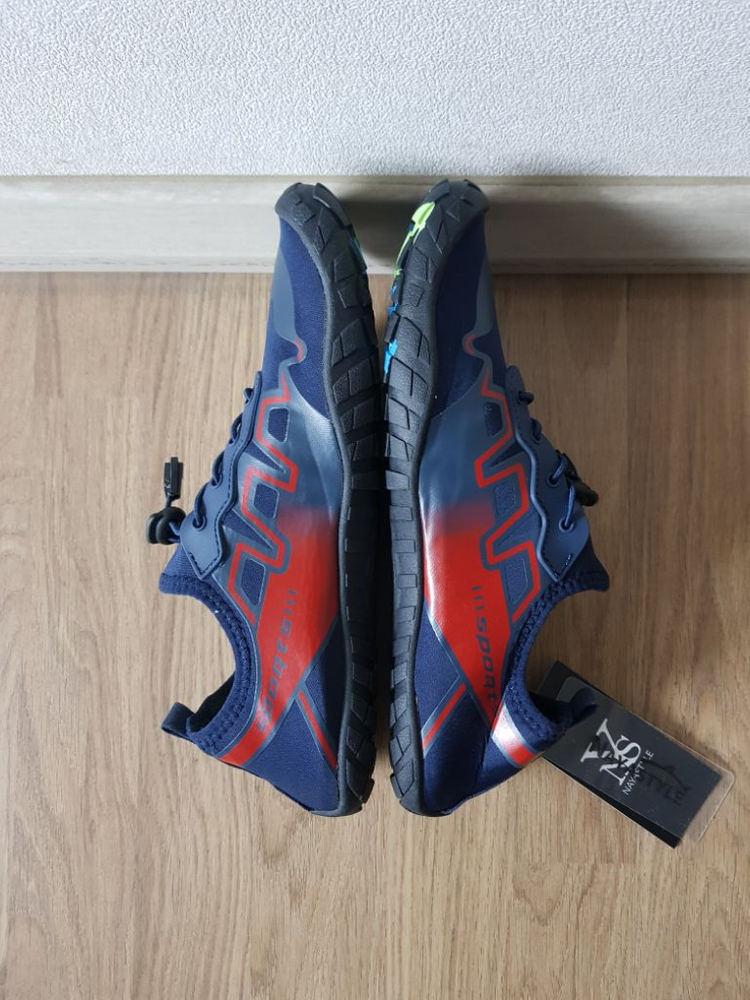 레포츠 아쿠아 슈즈 2종--2