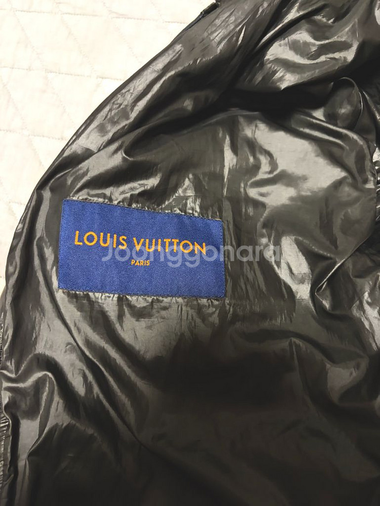 루이비통 플라워 패딩--1