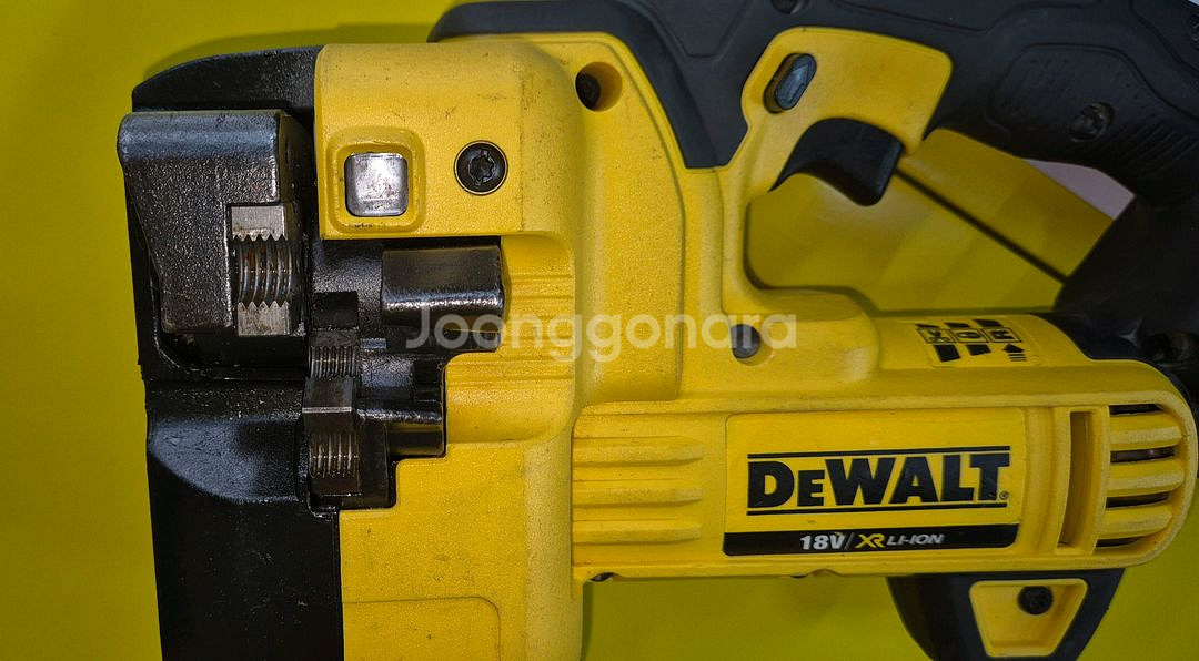 디월트전산볼트컷터DCS350 최상품 컷터 절단기--5