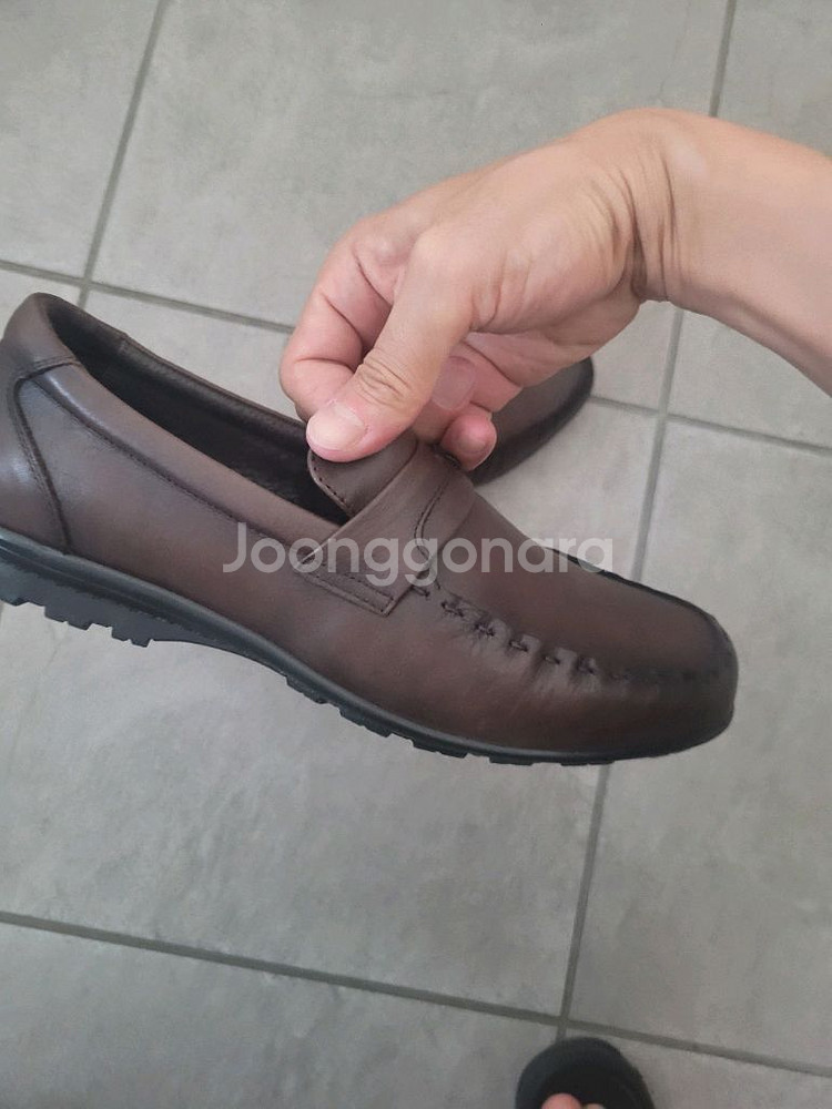 무크 드라이빙 로퍼 슈즈 판매합니다--1