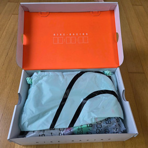 알파플라이3 새상품 265mm 판매 합니다.