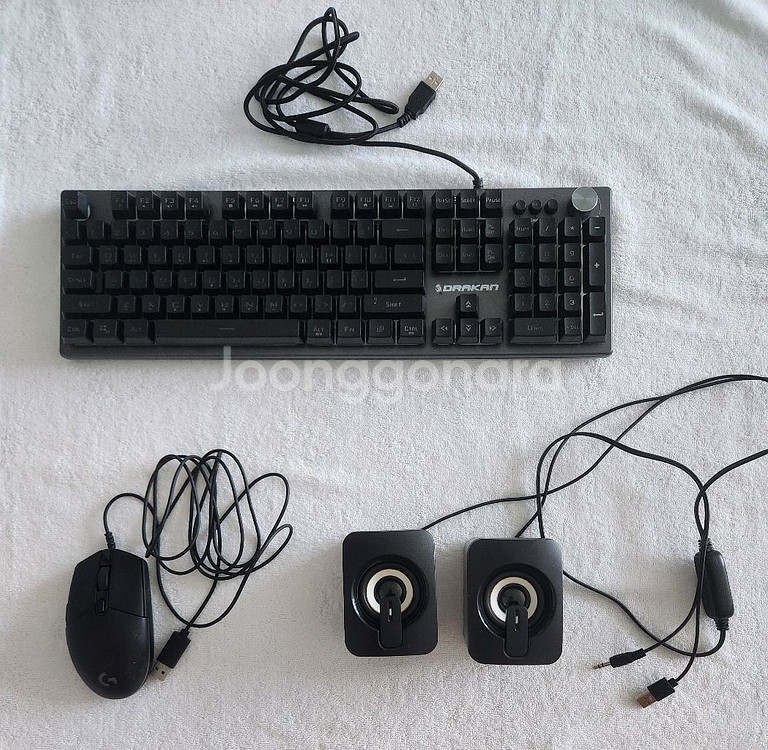 24인치 led 모니터, 게이밍 헤드셋 키보드 마우스--1