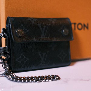 루이비통 체인 지갑