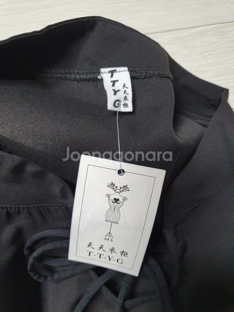 (택있는 새상품)블랙 블라우스 55~77--4