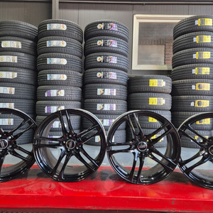 아우디 r8 중고휠 한대분 판매