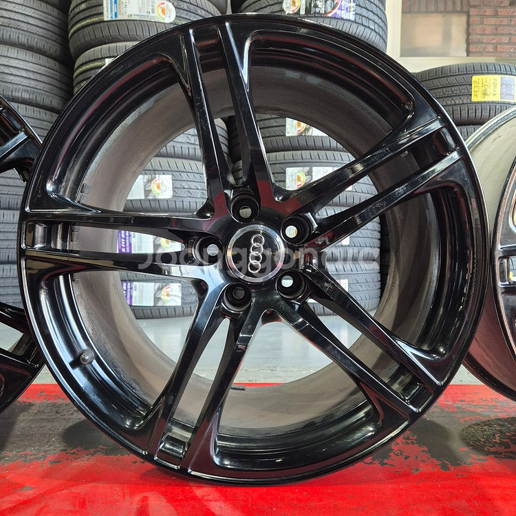 아우디 r8 중고휠 한대분 판매--2