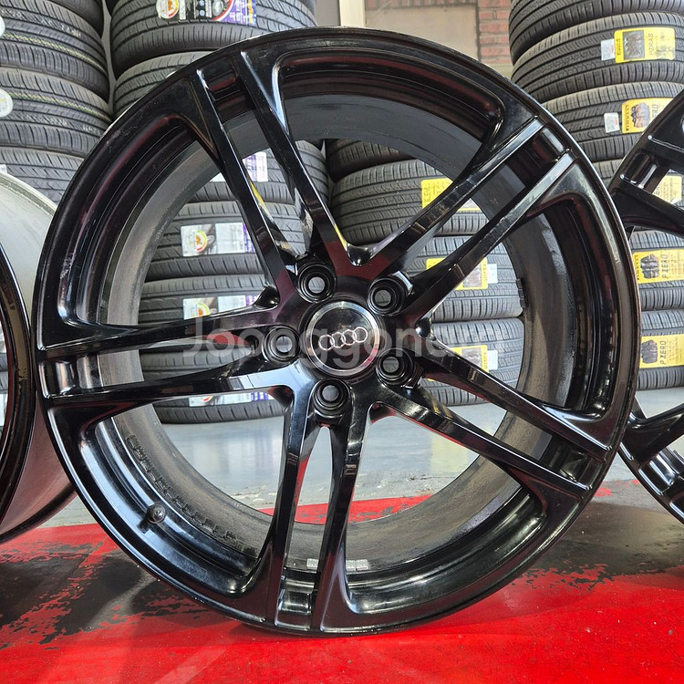 아우디 r8 중고휠 한대분 판매--3