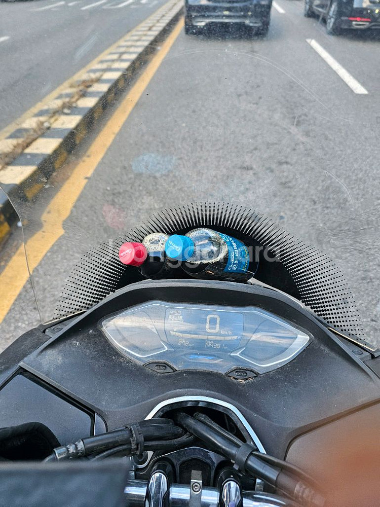 고장난 pcx21년식 팝니다--0