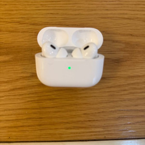 에어팟 프로2 C타입 팝니다 애플케어 있음