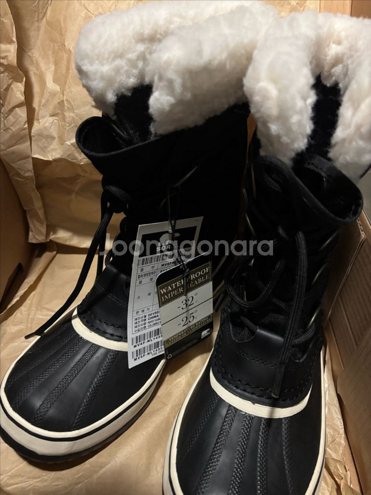 쏘렐 카니발 방한부츠 새상품 240--1