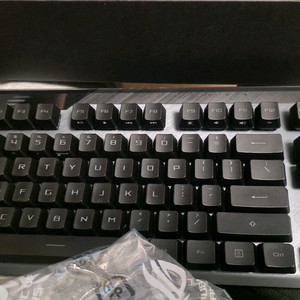 ASUS ROG CLAYMORE 2 클레이모어2 청축