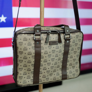 MCM 브리프케이스 + 보조가방 세트