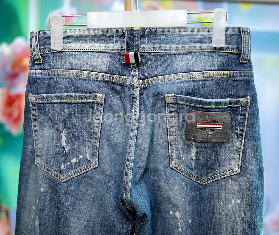 톰브라운 디스트로이드 워싱 데님 팬츠 30~31--2