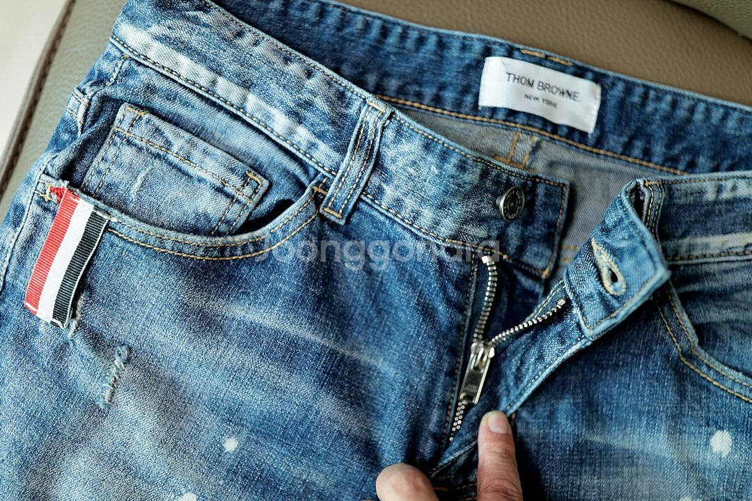 톰브라운 디스트로이드 워싱 데님 팬츠 30~31--3