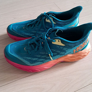 호카 스피드고트5 신품급컨디션