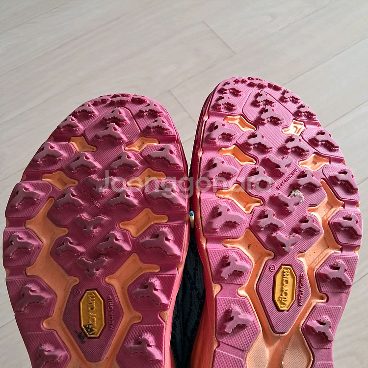 호카 스피드고트5 신품급컨디션--5