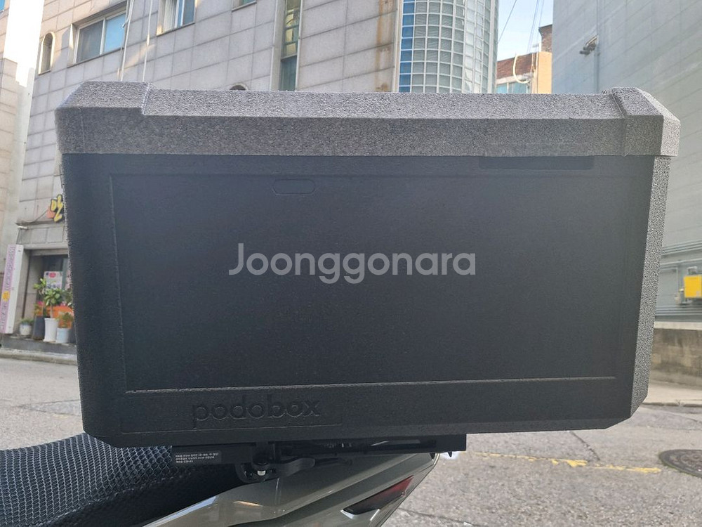pcx25년식 포도배달통 110리터 짐대 판매합니다--2