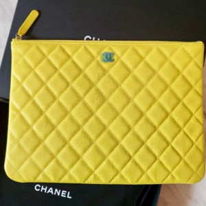 샤넬 캐비어 클러치 새상품 정품