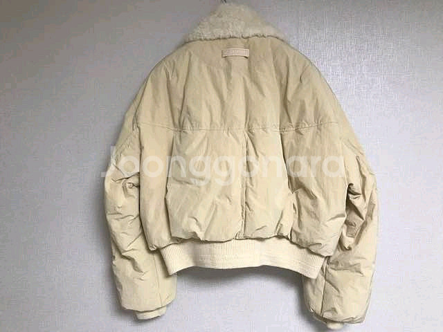 (새상품) SJSJ 한섬 양털 카라 블루종 라이트 패딩--1