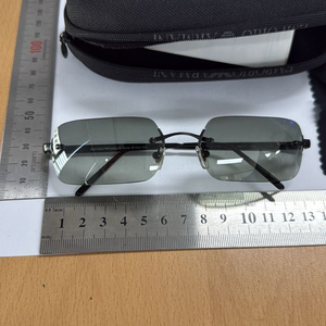 엠포리오 아르마니 선글라스