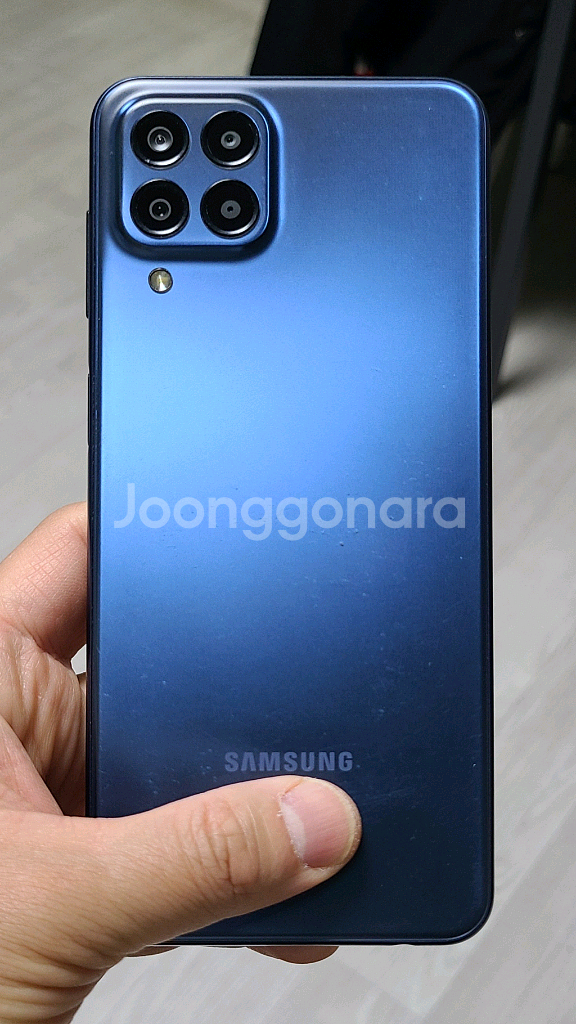 갤럭시 점프2 블루 128GB 싸게 팝니다.--1