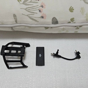 DJI LTE모듈(동글) + 매빅3시리즈 거치대 판매해요 ^^ (매빅3,매빅3클래식,매빅3프로,미니3프로)