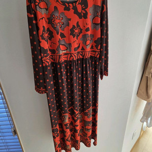 화려한 꽃패턴 롱원피스