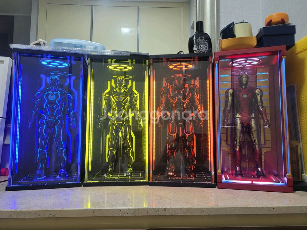 핫토이 네온테크(마크4, 마크6, 워머신), 마크46--0