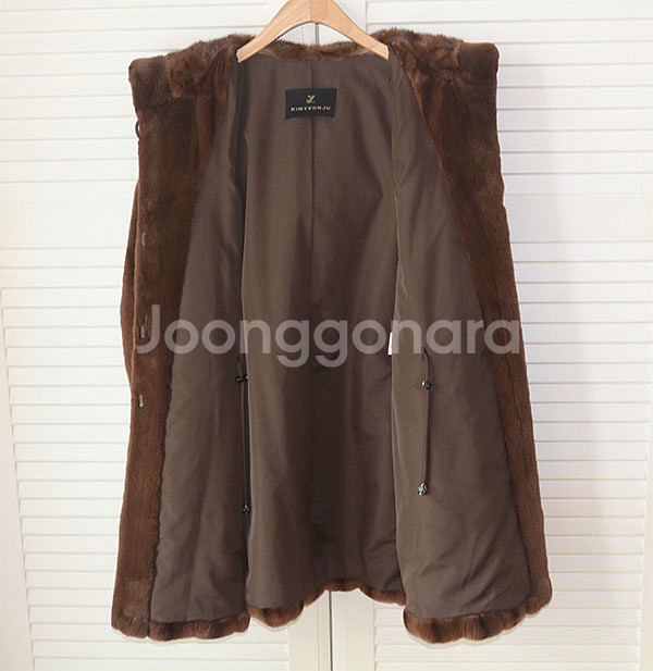 김연주 플럭 후드밍크코트--3