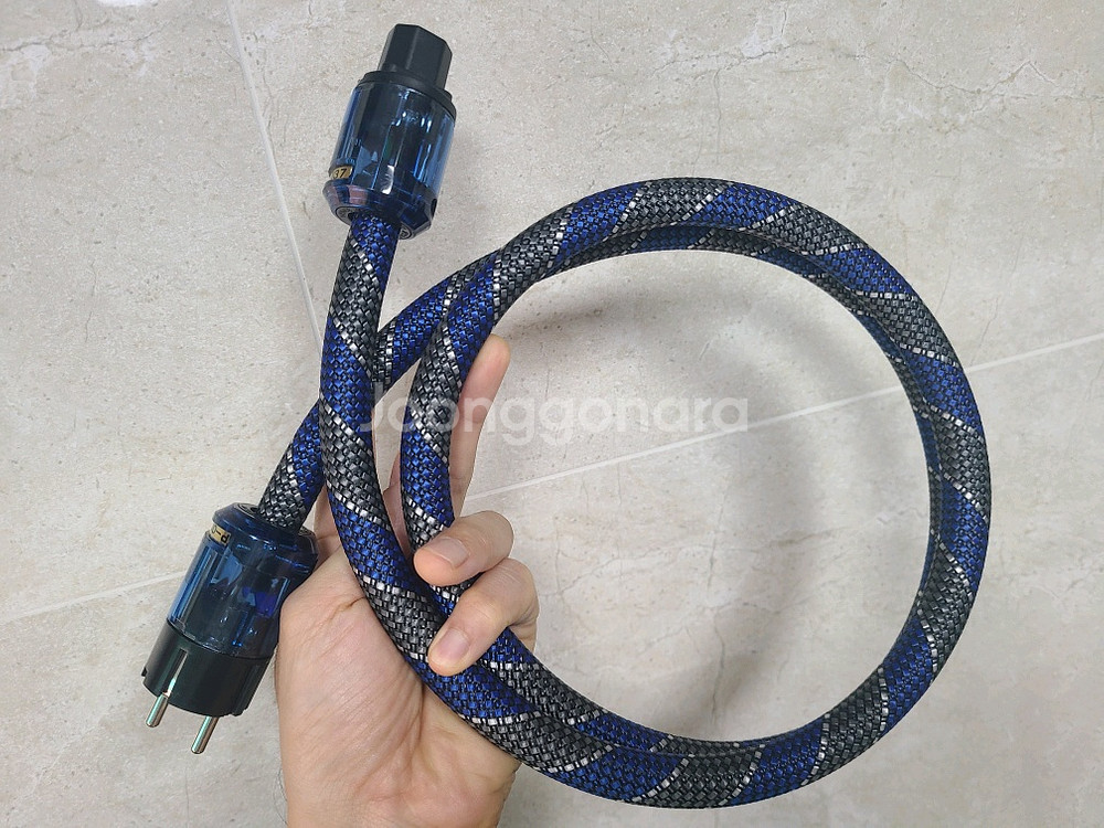 수제 오디오 파워 케이블 판매합니다.--0