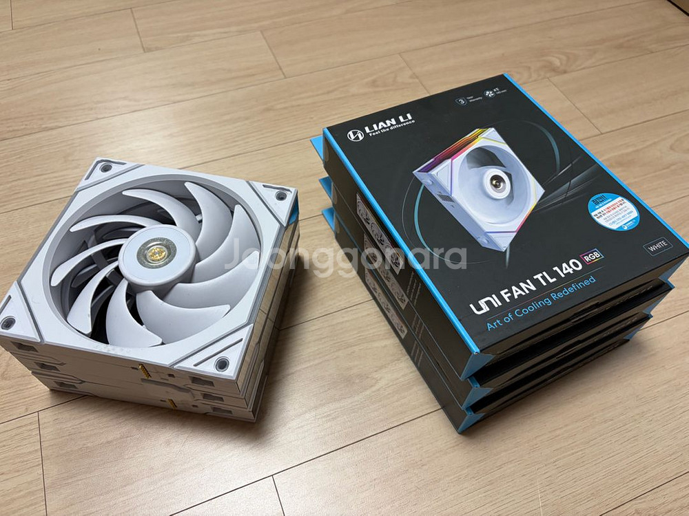 리안리 유니팬 TL140 화이트 (LCD X)--0