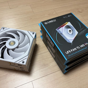 리안리 유니팬 TL140 화이트 (LCD X)