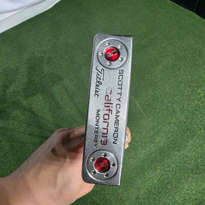 스카티카메론 캘리포니아 몬테레이 33인치 퍼터 팝니다