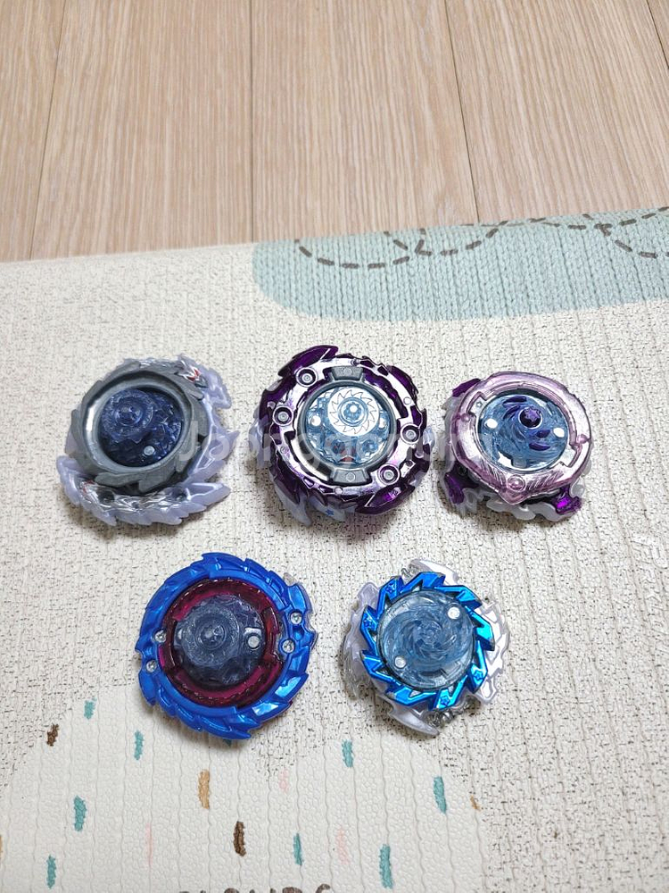 베이블레이드 롱기누스 5종 셋트 저렴하게--1