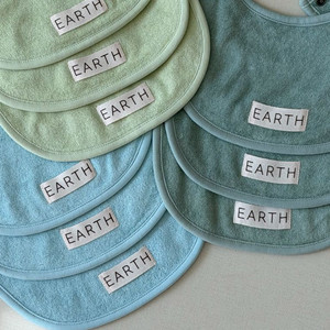 얼쓰빕 턱받이 새상품