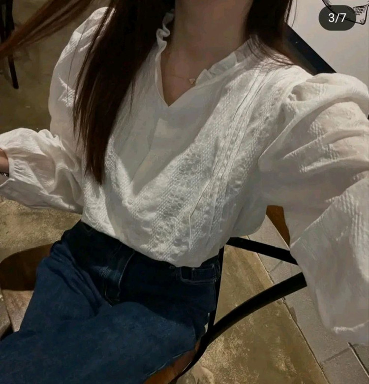 프릴 핀턱 블라우스 - 아이보리--4